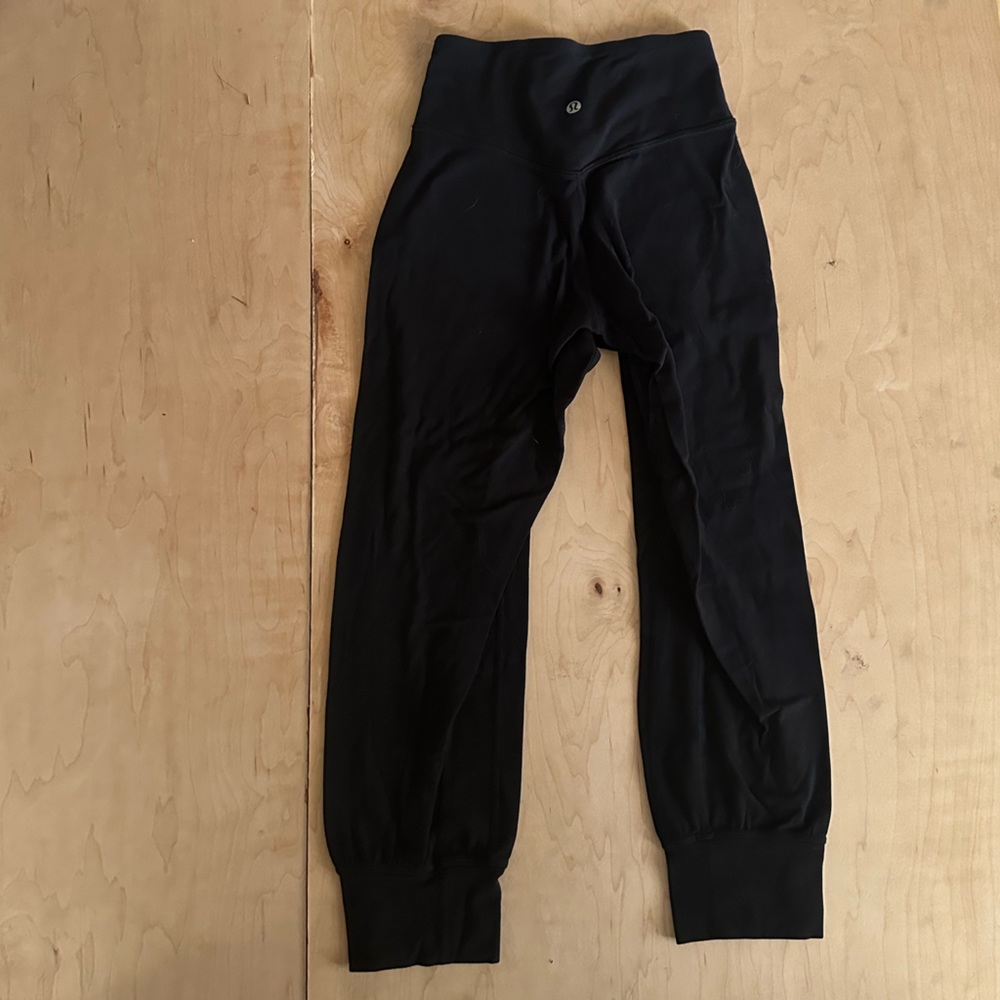 Black Lululemon Yoga Align High-Rise Cropped Jogger